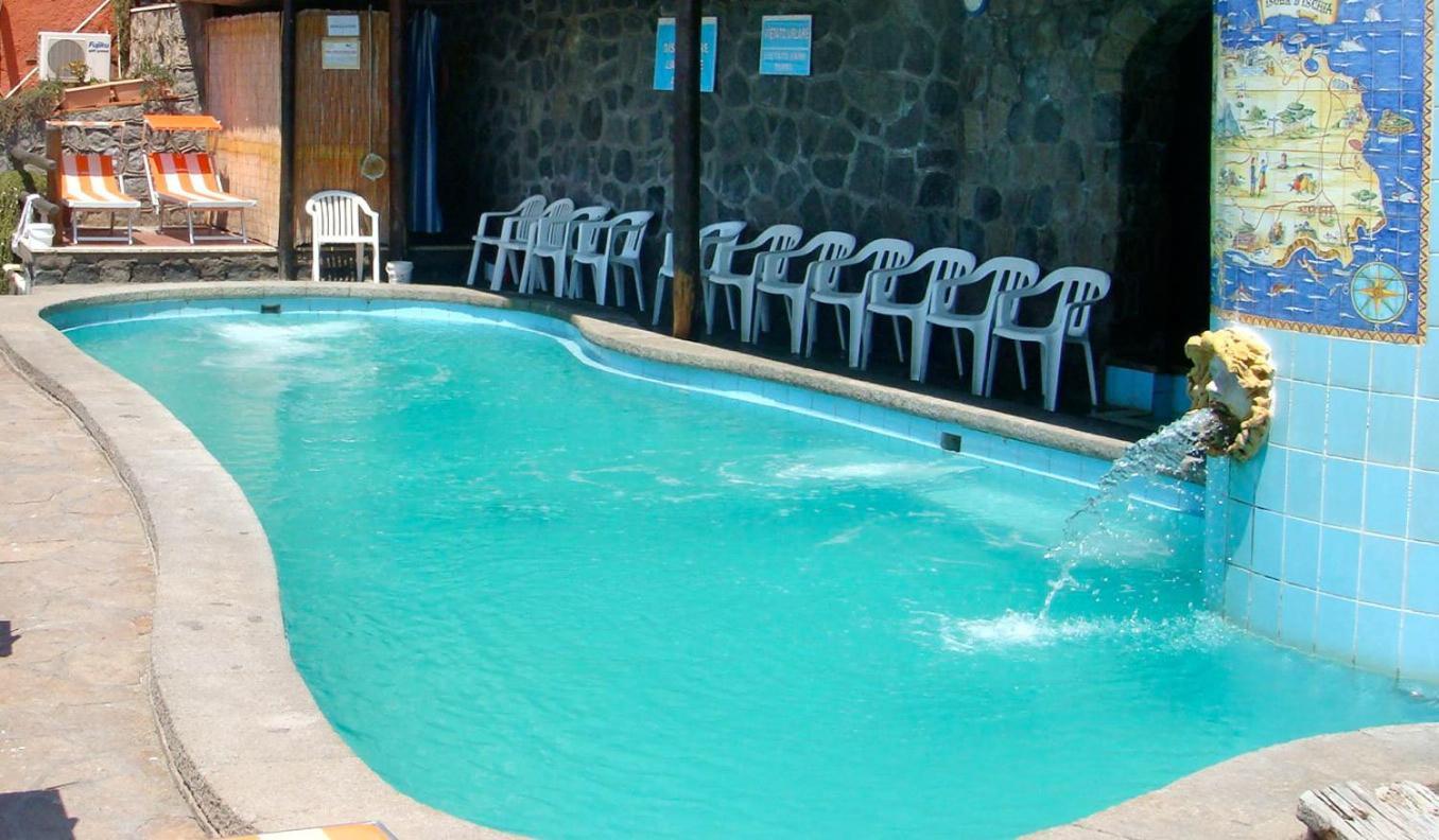 Hotel La Gondola Barano d'Ischia ภายนอก รูปภาพ