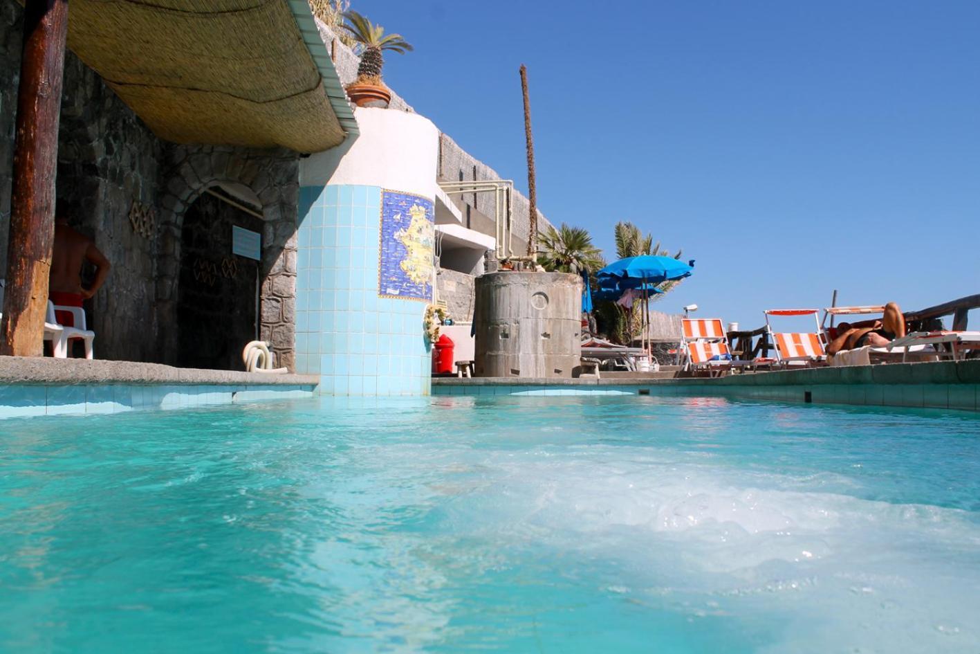 Hotel La Gondola Barano d'Ischia ภายนอก รูปภาพ