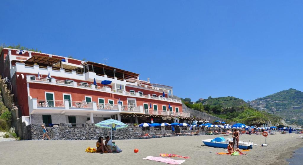 Hotel La Gondola Barano d'Ischia ภายนอก รูปภาพ