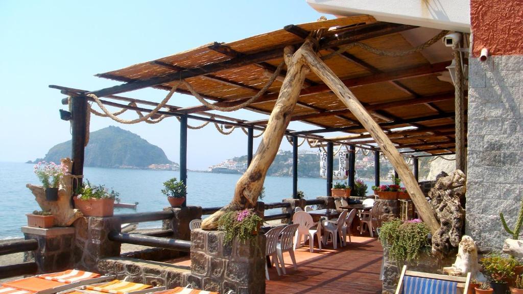 Hotel La Gondola Barano d'Ischia ภายนอก รูปภาพ