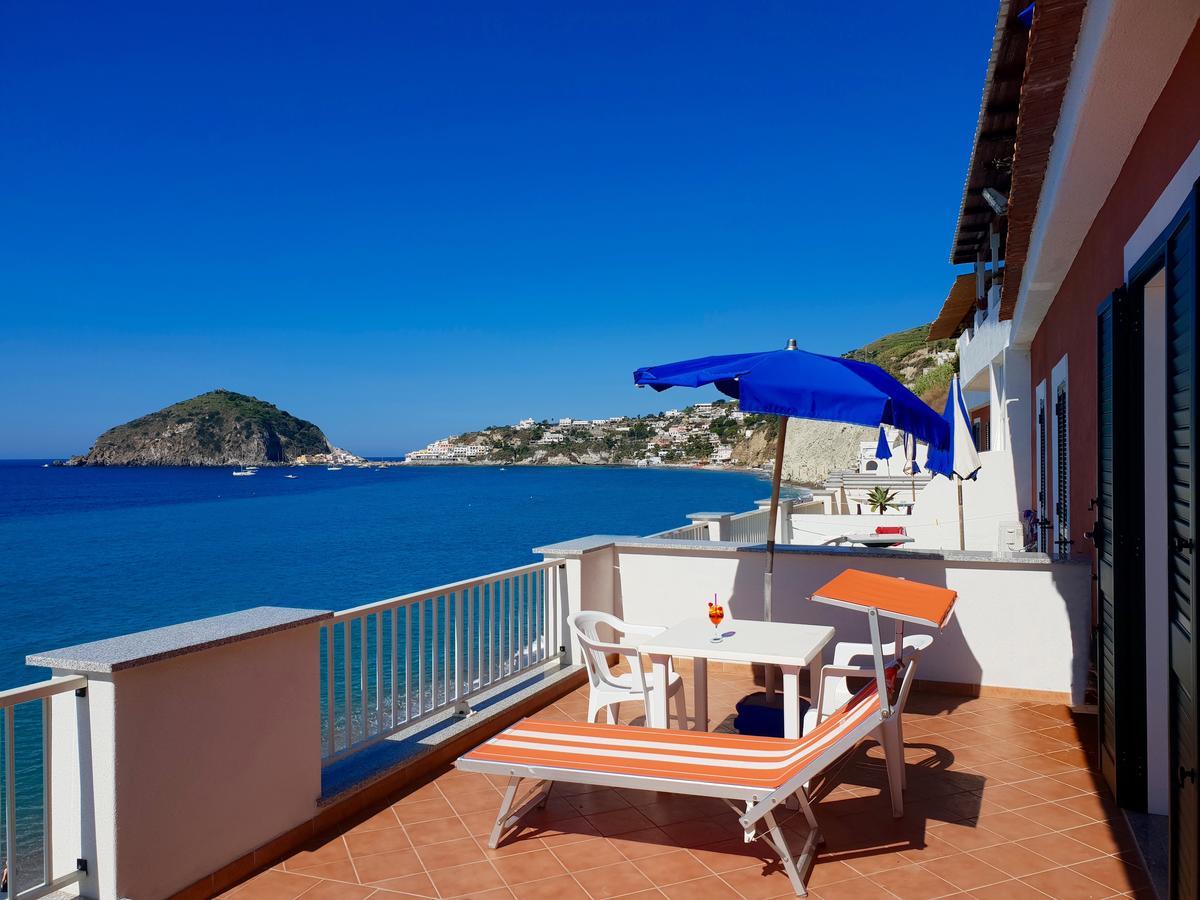 Hotel La Gondola Barano d'Ischia ภายนอก รูปภาพ